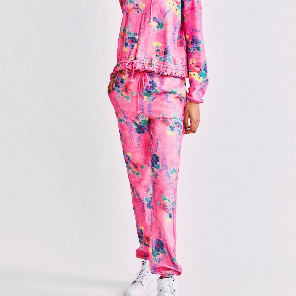 Loveshackfancy X Beach Riot Banded Sweatpant Small Hint of Hibiscus